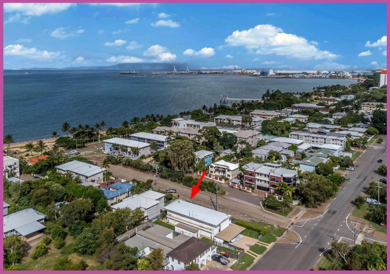 Meander To The Strand On Mckinley Townsville Exterior foto
