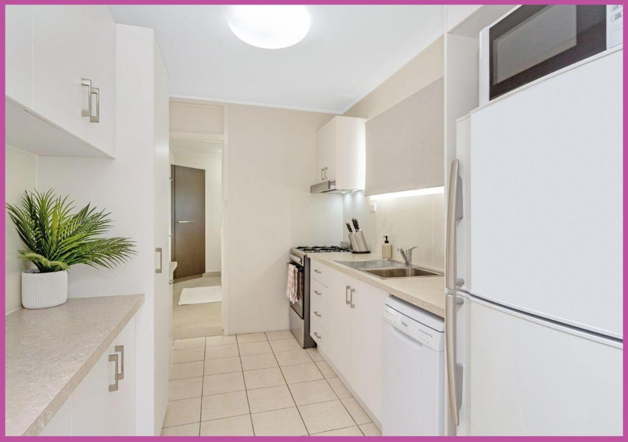 Meander To The Strand On Mckinley Townsville Exterior foto